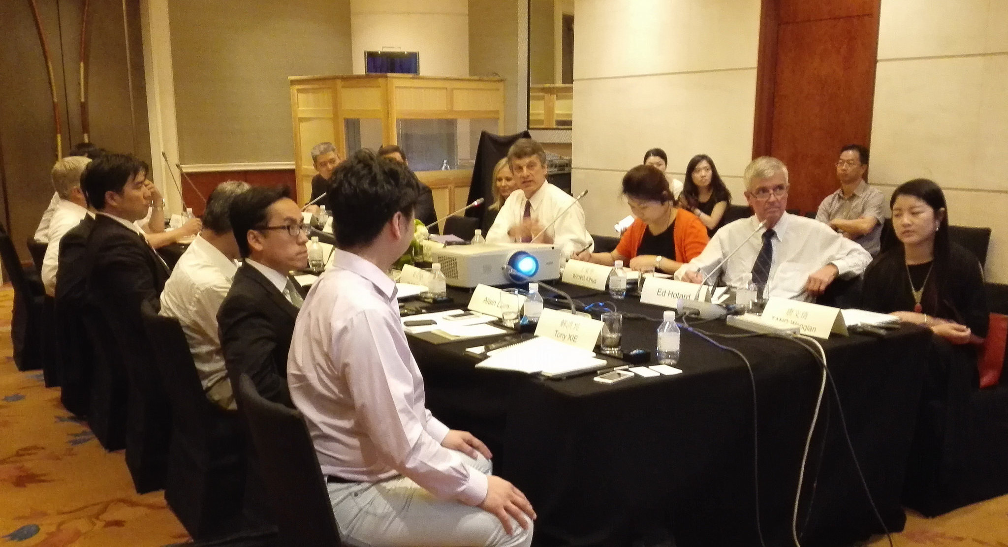 thumbnail image for 保尔森基金会与中国人民银行携手提出绿色金融倡议